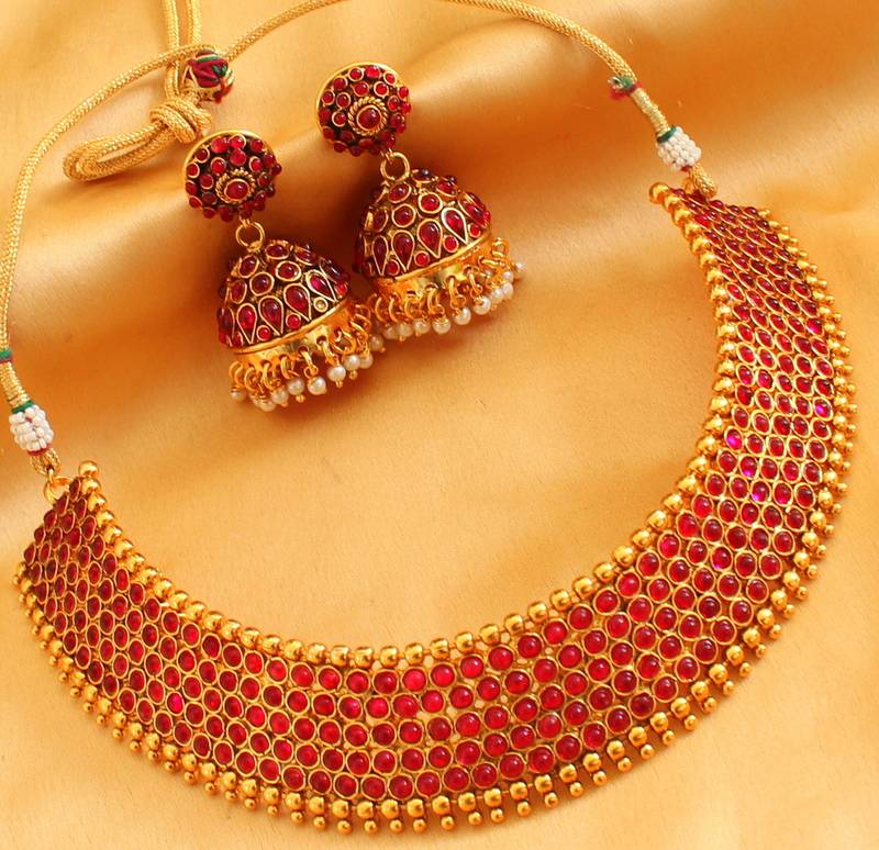 Buy AWESOME DESIGNER RED CHOKER NECKLACE SETDJ03109 Online
